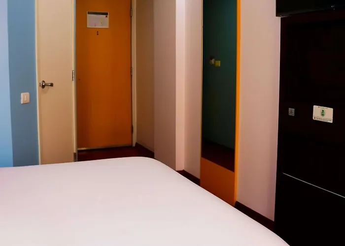 Ibis Perinorte Hotel